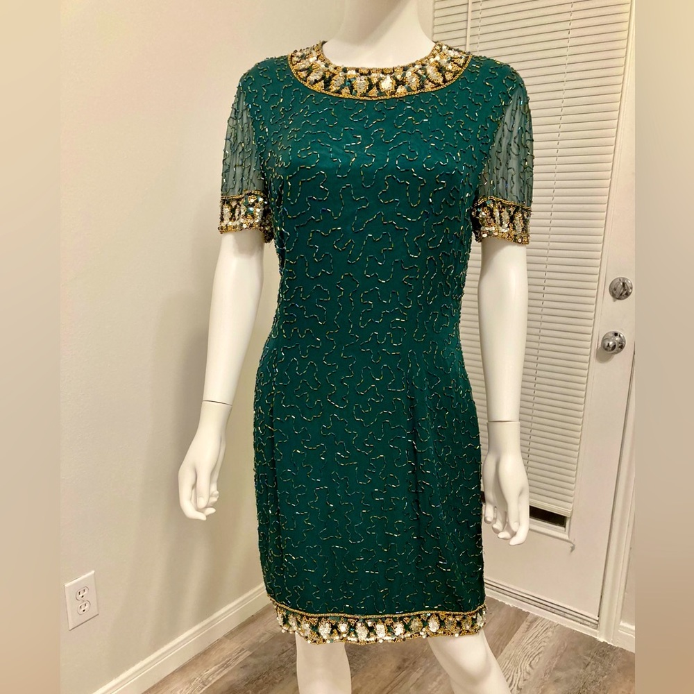 Embellished Emerald Green Short Sleeve Cocktail Dress